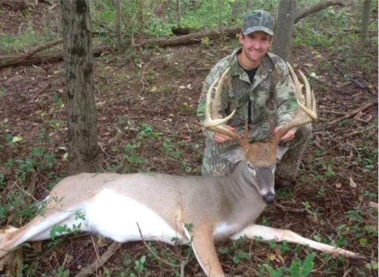 Liberty Hollow Whitetail Hunts
