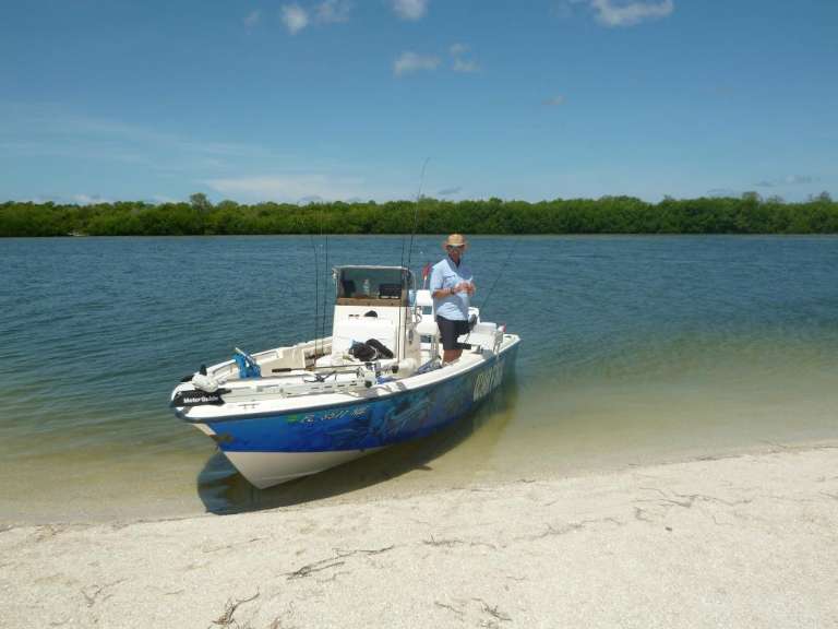 Davey Dee's Charters