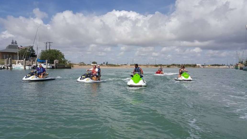 Parrot Eyes Watersports