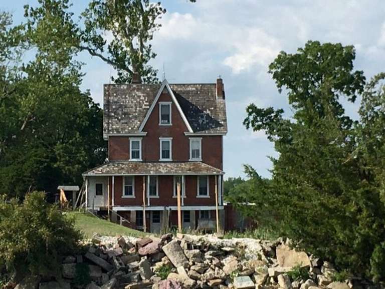 Maurice River Cruises