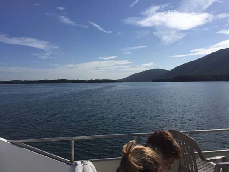 Parrot Cove Boat Rentals