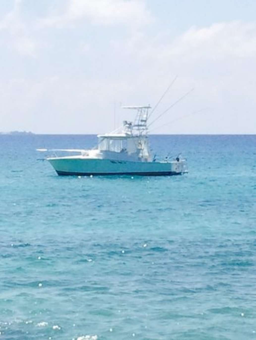 Caymanite Charters Tours