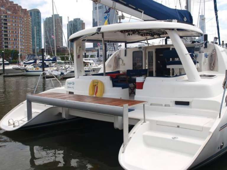 Sunshine Sailing Charters - Private Day Sails