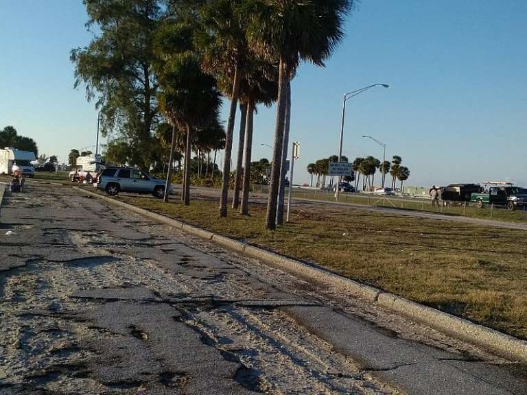 Skyway Fishing Pier State Park