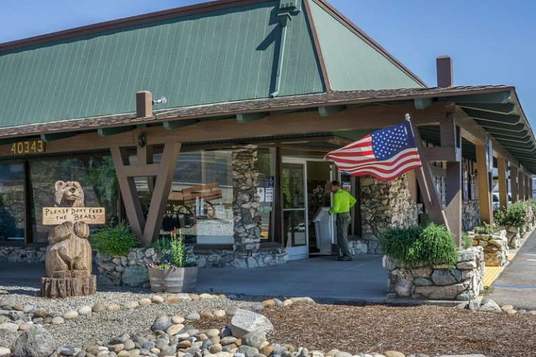 Visit Yosemite Madera County Main Visitors Center