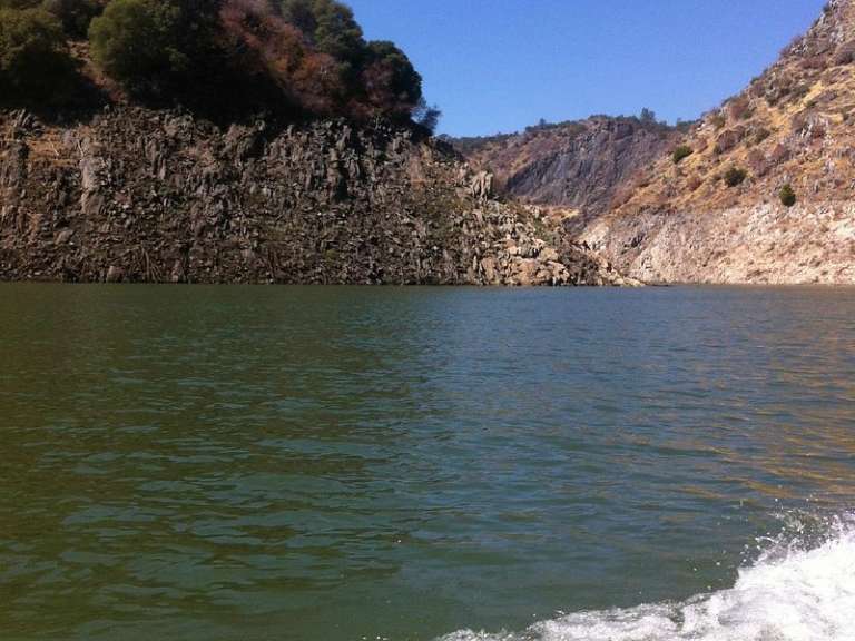New Melones Lake