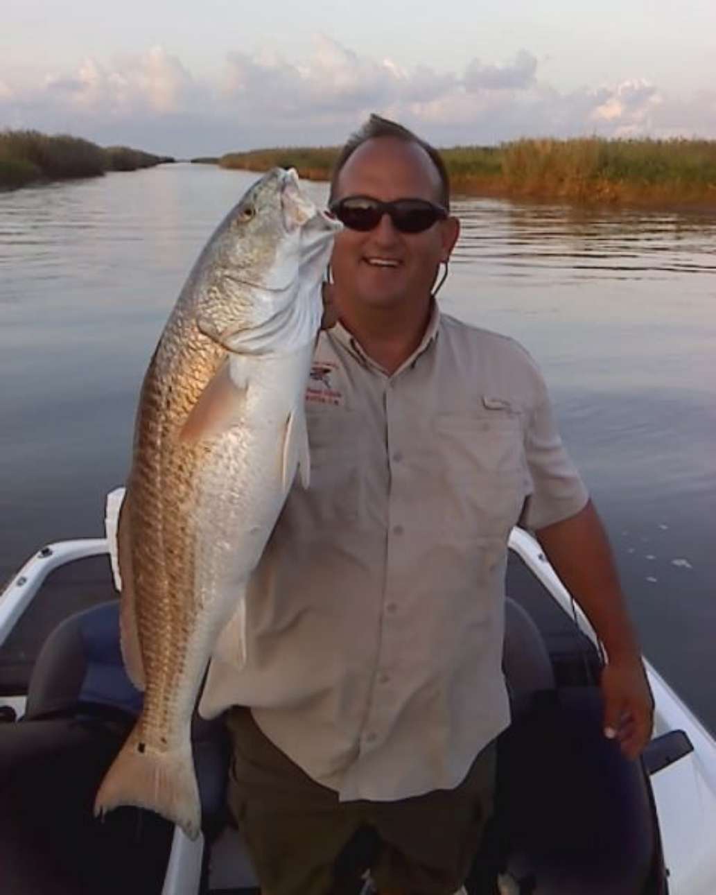Full Strap & Stringer Outfitters Hunting Fishing Waterfowl Hunting in