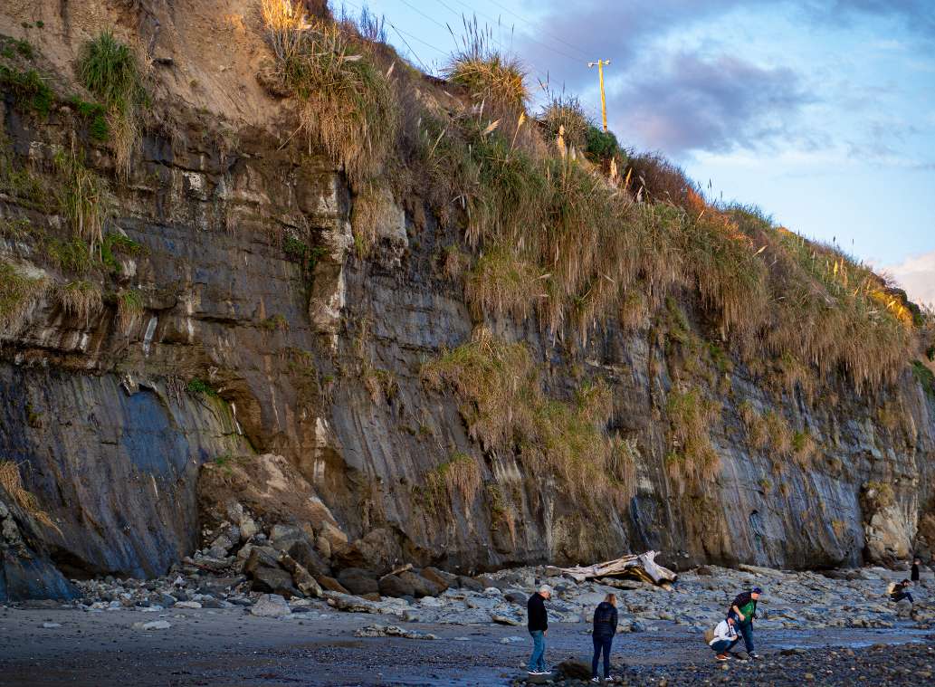 A Walk on the Bottom of the Ocean
