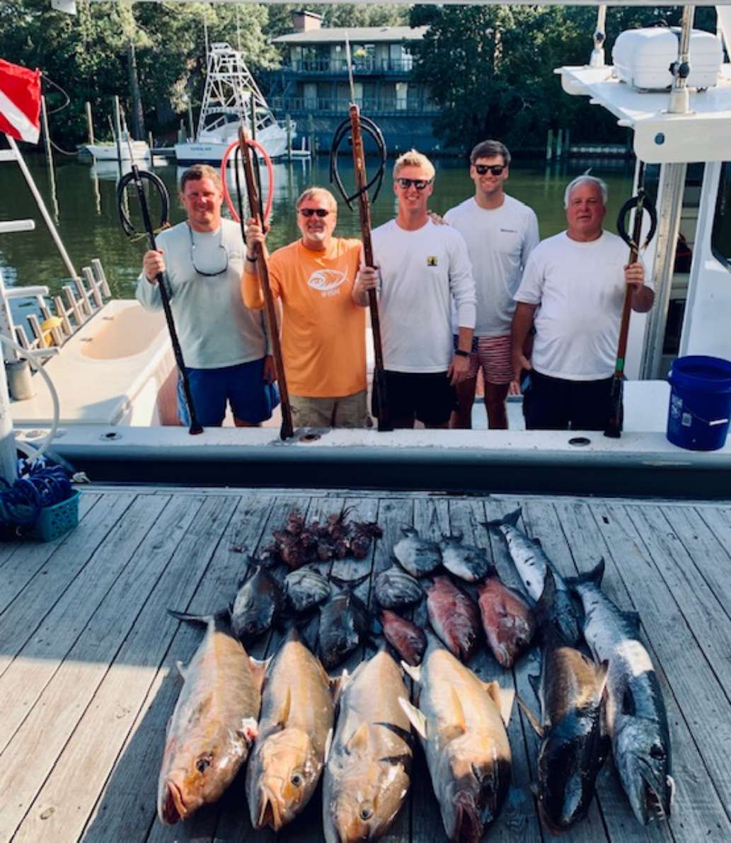 Unreal spearfishing experience!!! 